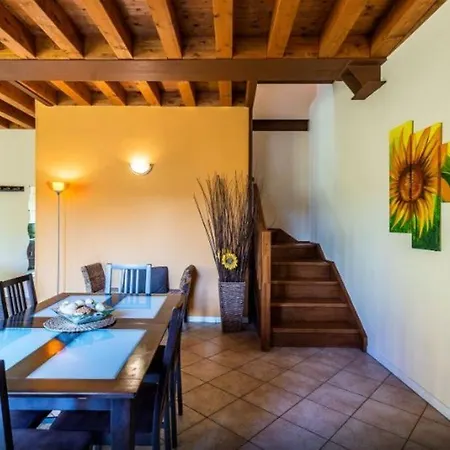 Flowers 4* Ντεζεντσάνο ντελ Γκάρντα