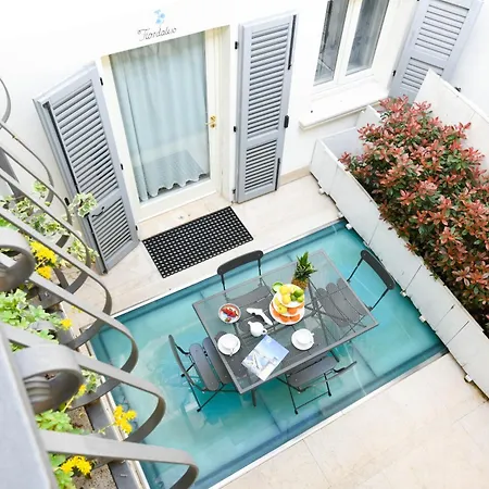 Flowers Hotel apartamentowy 4*