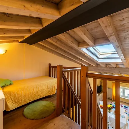 Apartmanhotel Flowers 4*